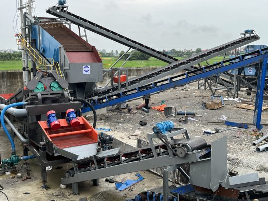 Cát nghiền nhân tạo từ đá vôi - Giải pháp cho tình trạng khan hiếm cát tự nhiên