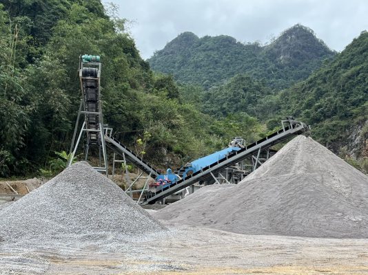 Cát Nhân Tạo